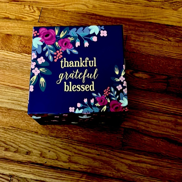 Storage box, won’t be needing this anymore - Picture 1 of 2